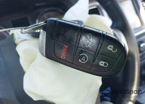 2012 Dodge Charger Sxt z USA, uszkodzony, nr VIN 2C3CDXHG4CH304593